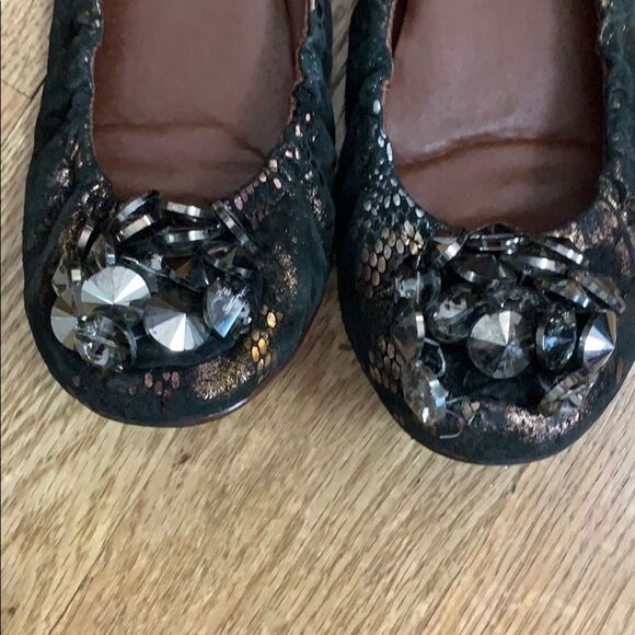 KELSI DAGGER EMBELLISHED DETAIL FLATS SIZE… - Picture 2 of 7